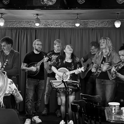 A full room at Bowlers Rest watching the band in full flow.